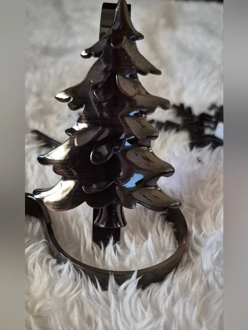 Holiday Metal Ornament Hook and Decorative Set ( SAKS 5TH AVE)